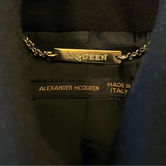 Alexander McQueen AW2001 Jacket - Picture 5 of 8